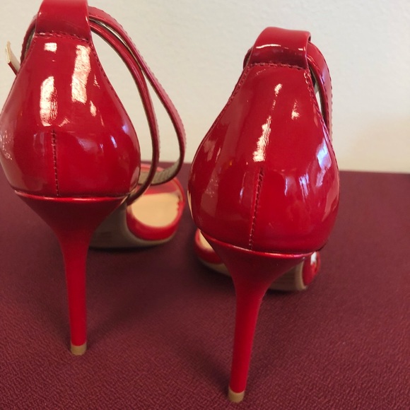 Wild Diva Shoes - New Wild Diva lounge size 6 strappy stiletto heels